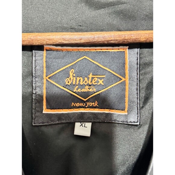 Sintex Leather New York Men’s Black Genuine Leather Vest Size XL Snap Front - Picture 2 of 4